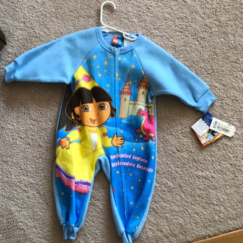 Dora the Explorer sleeper